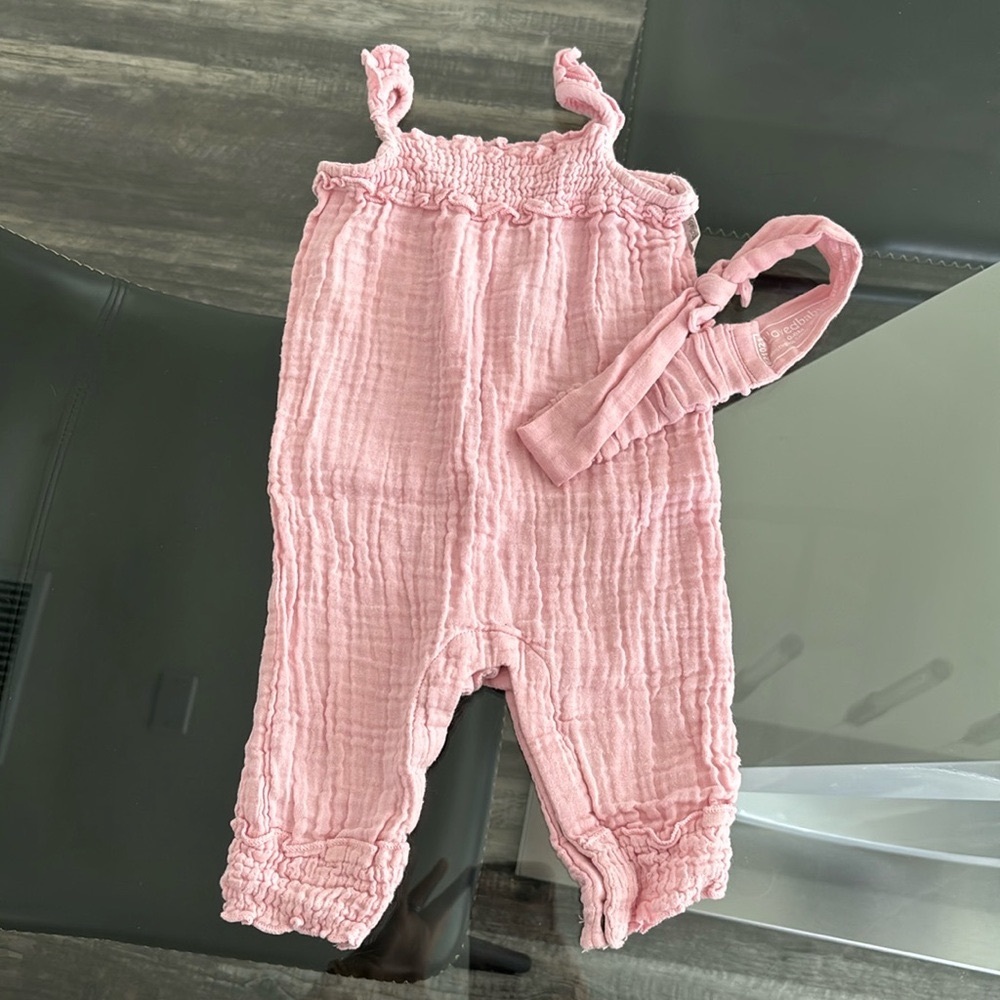 L’ovedbaby 3-6 months Light Pink Romper with matching headband